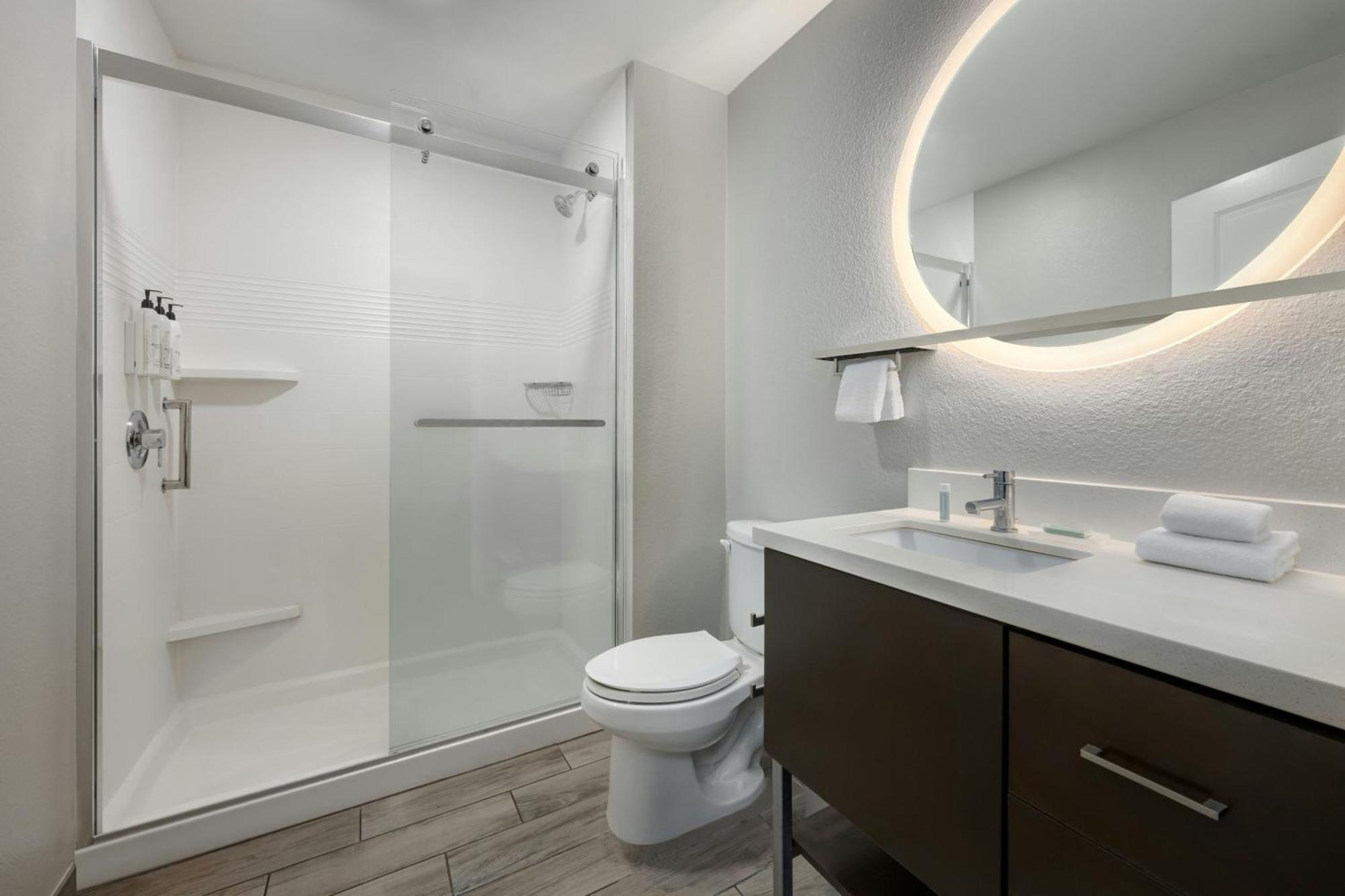 Hotel Towneplace By Marriott Eastchase 3*