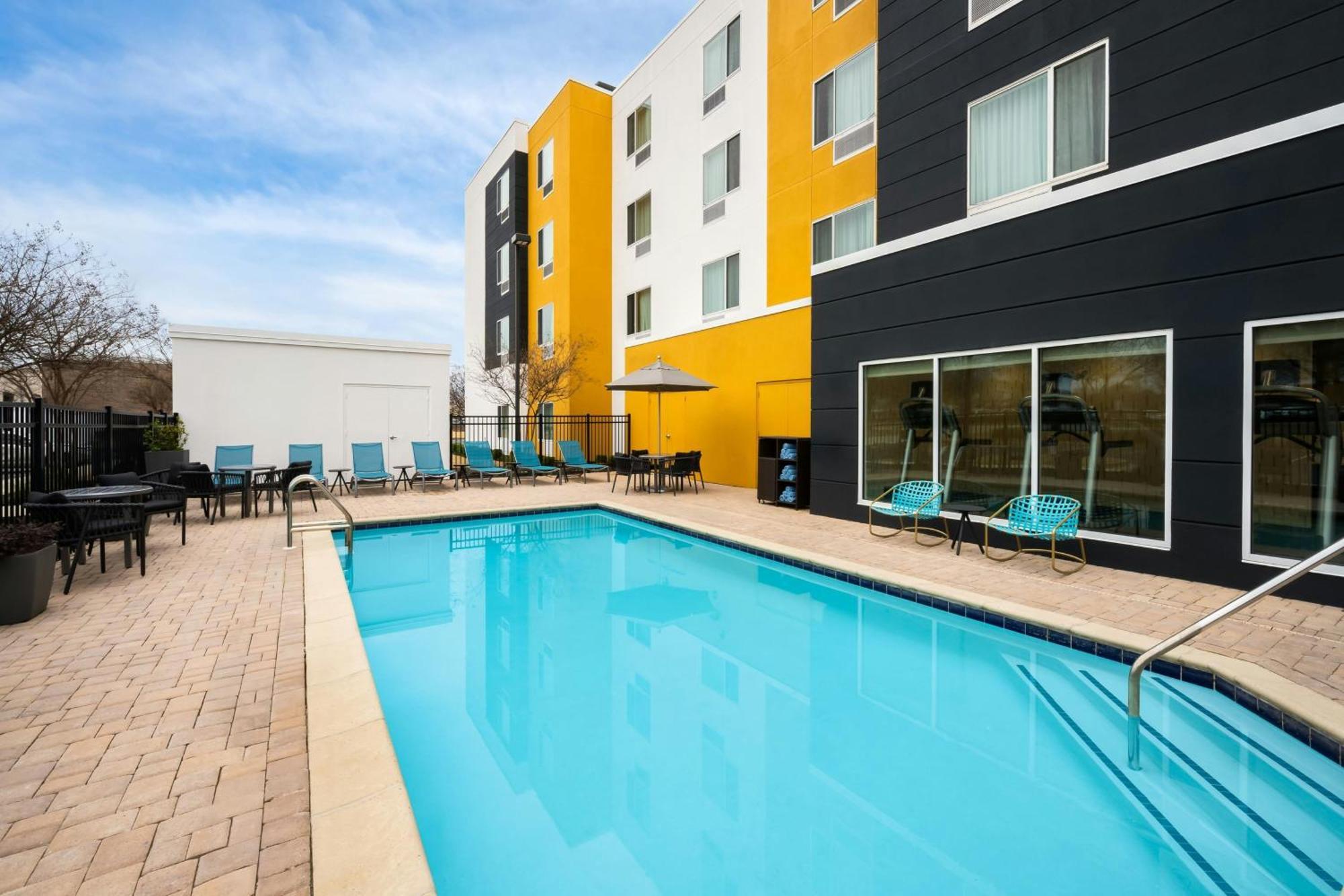 Towneplace By Marriott Eastchase Hotel