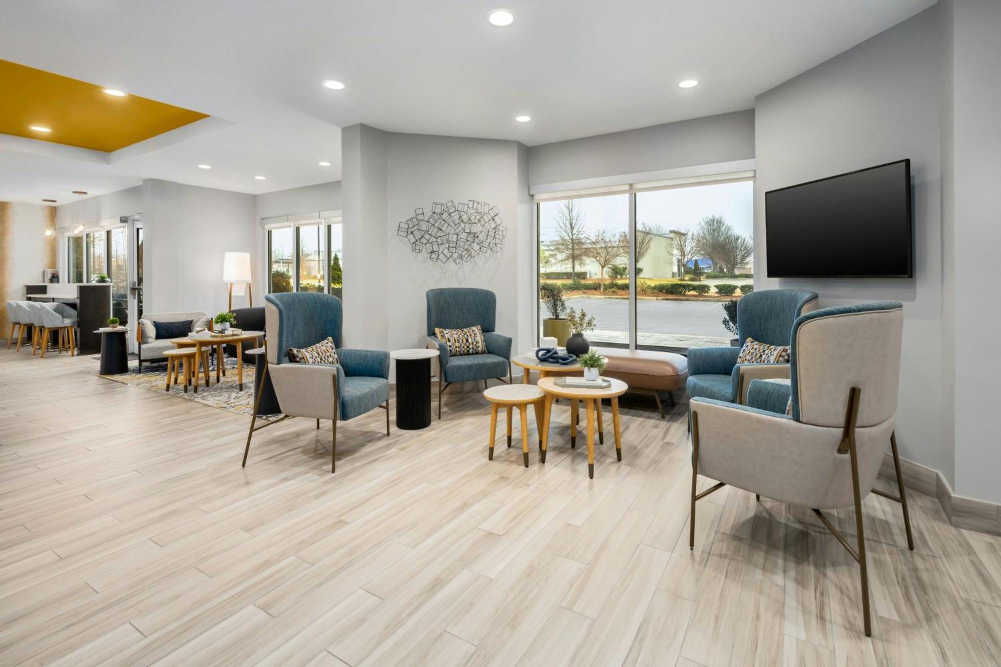 Hotel Towneplace By Marriott Eastchase 3*