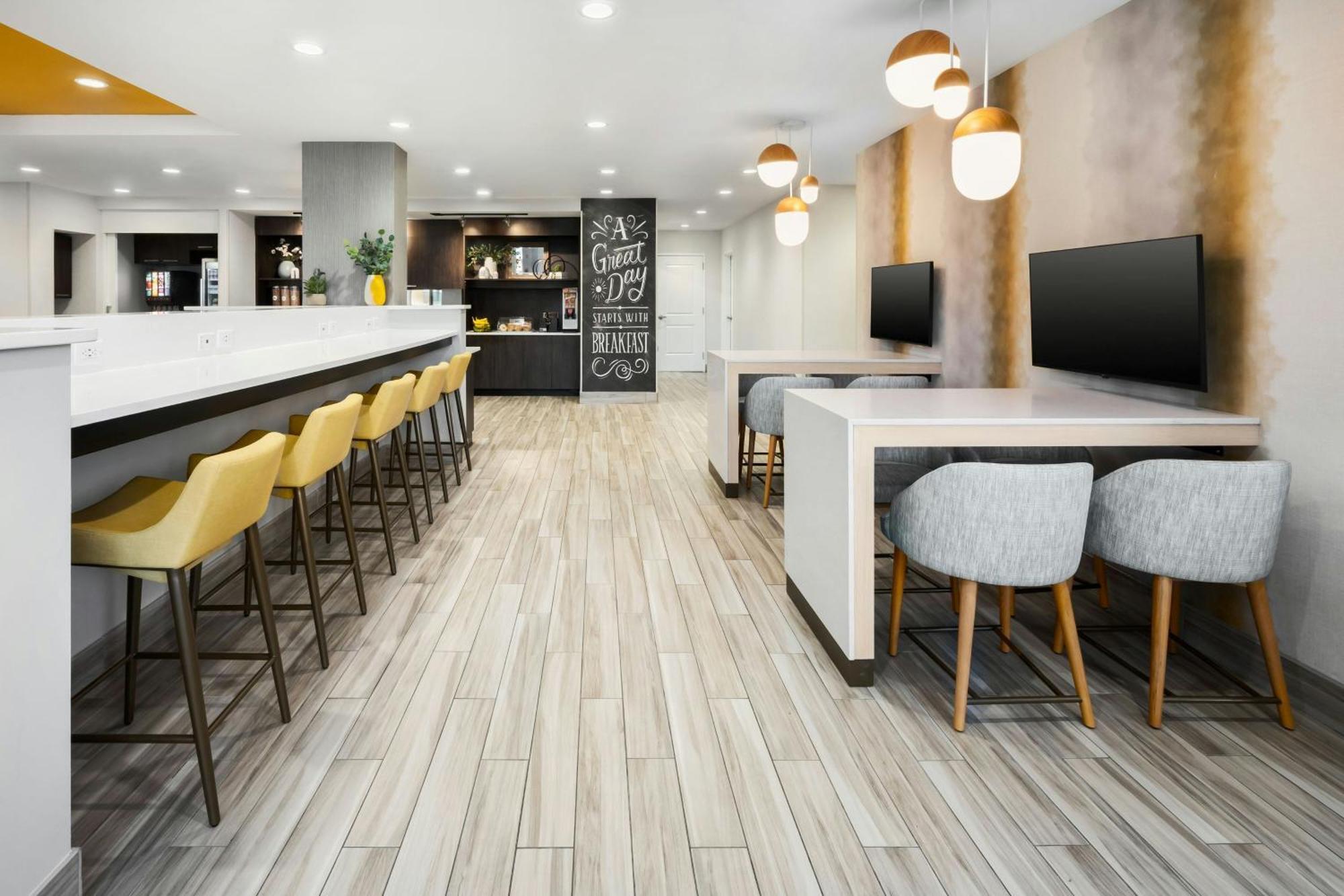 Towneplace By Marriott Eastchase 3*